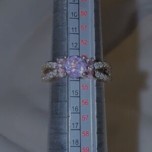 Elegant Purple and Gold Tone Women's Ring size 7